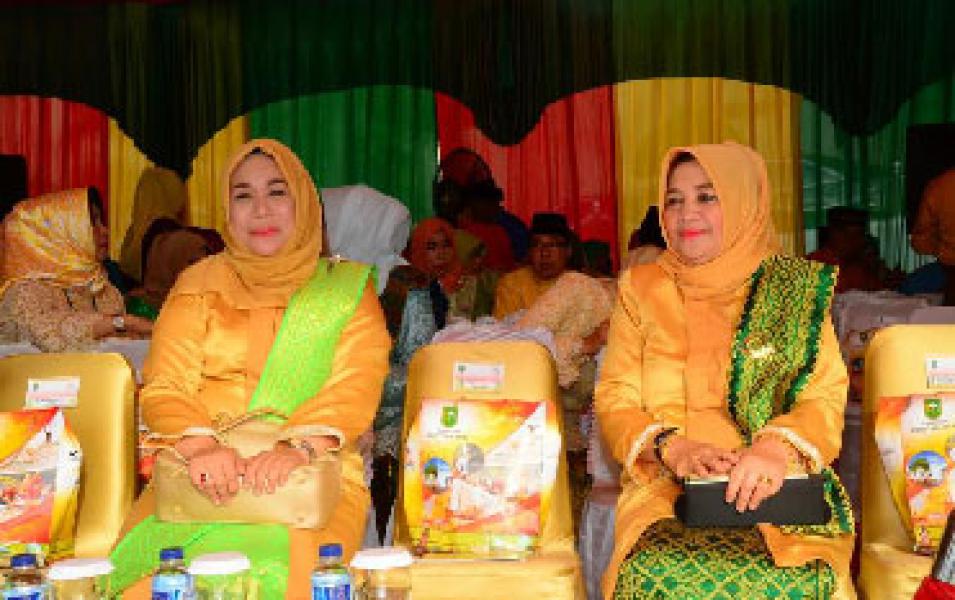 Ketua Persit KCK Koorcabrem 031 PD I Bukit Barisan Hadiri HUT Riau Ke 59