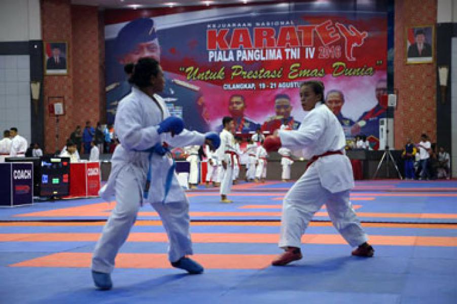 Mabesad Pimpin Sementara Perolehan Medali Kejurnas Karate Piala Panglima TNI