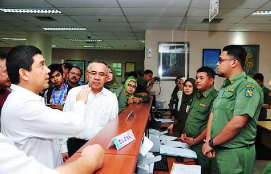 Optimalisasi PTSP Guna Memberi Pelayanan Mudah dan Transparan