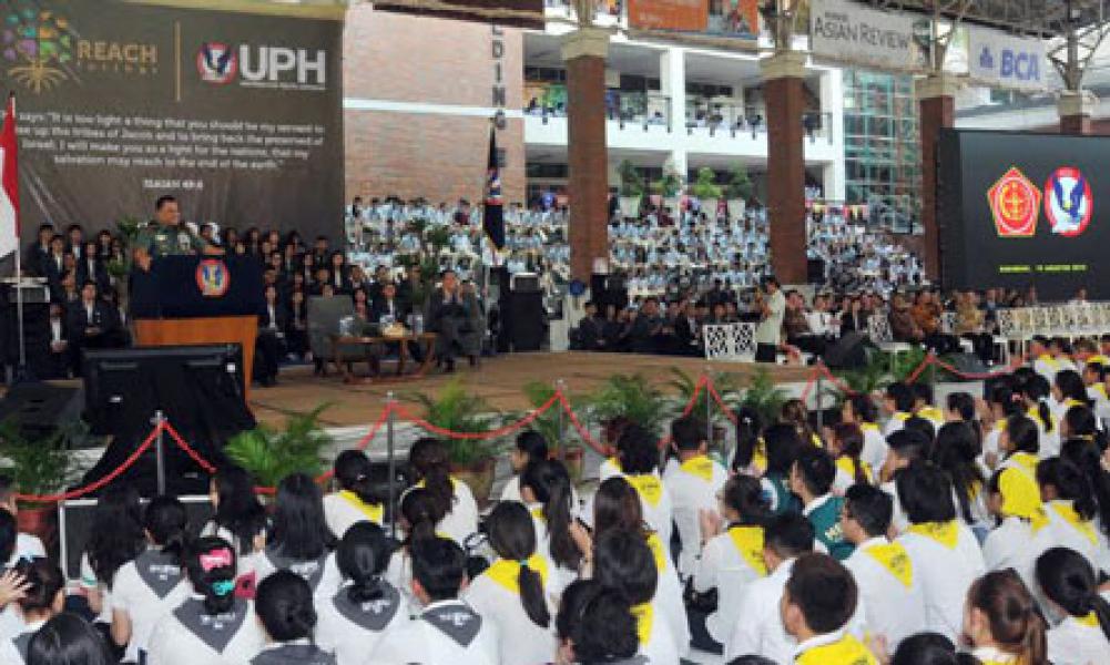 Panglima TNI : Mahasiswa Harus Fokus Untuk Meraih Mimpi