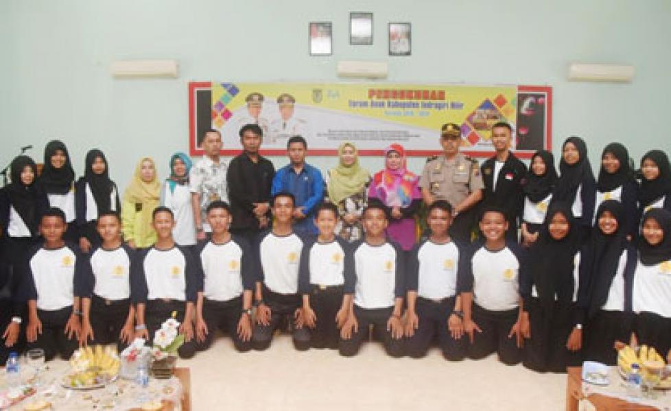 Pemkab Inhil Kukuhkan Pengurus Forum Anak Periode 2016-2018