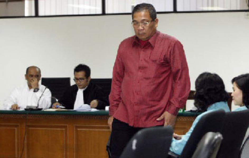 Pengurus Demokrat Riau Dijebloskan ke Rutan