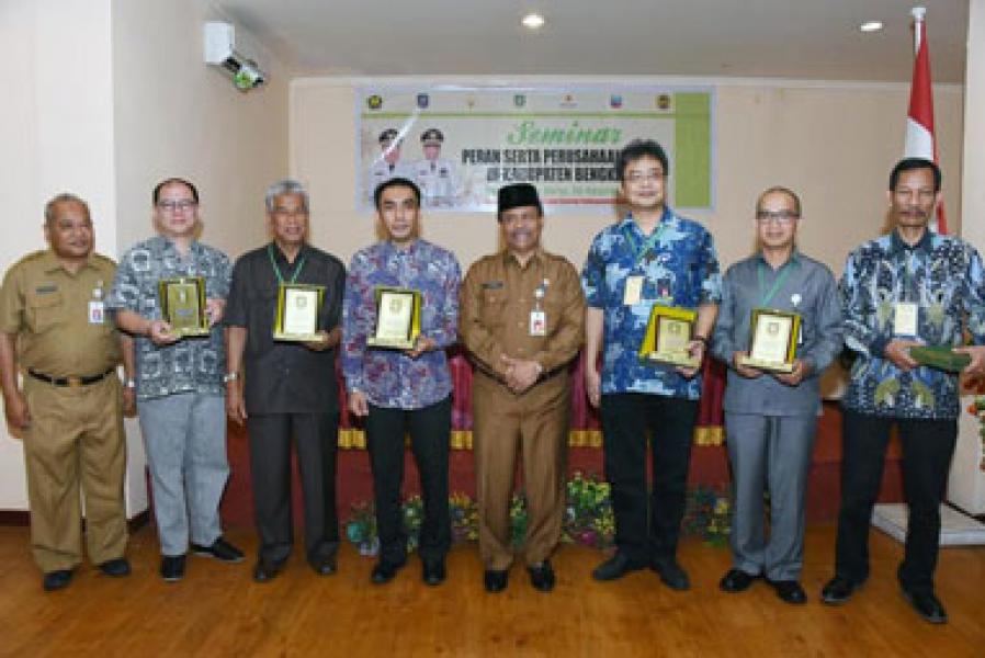 Plt Sekda Buka Seminar Peran Serta Perusahaan Migas di Kabupaten Bengkalis