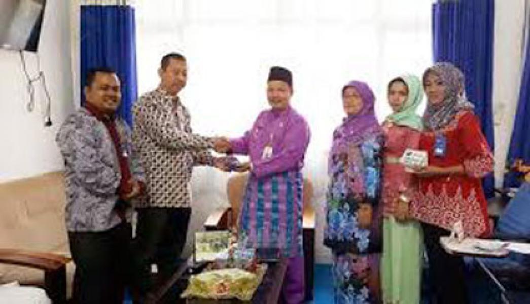 RSUD Pasir Pengaraian Dapat Bantuan Mesin EDC