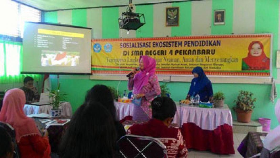 SMAN 4 Sekolah Rujukan Kemitraan Keluarga