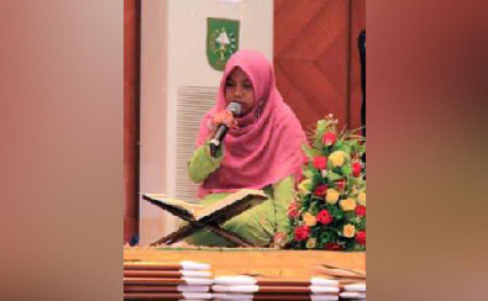 Salsabila Tampil Memukau Di Sidang Istimewa HUT Riau Ke-59