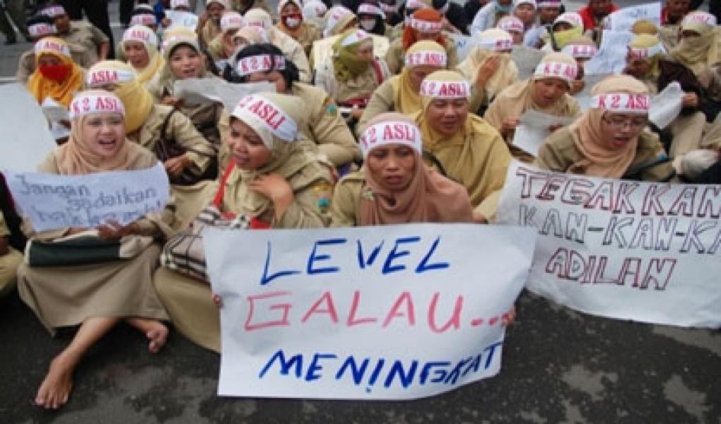 Sri Mulyani Tak Mau `Sunat` Gaji dan Tunjangan Guru