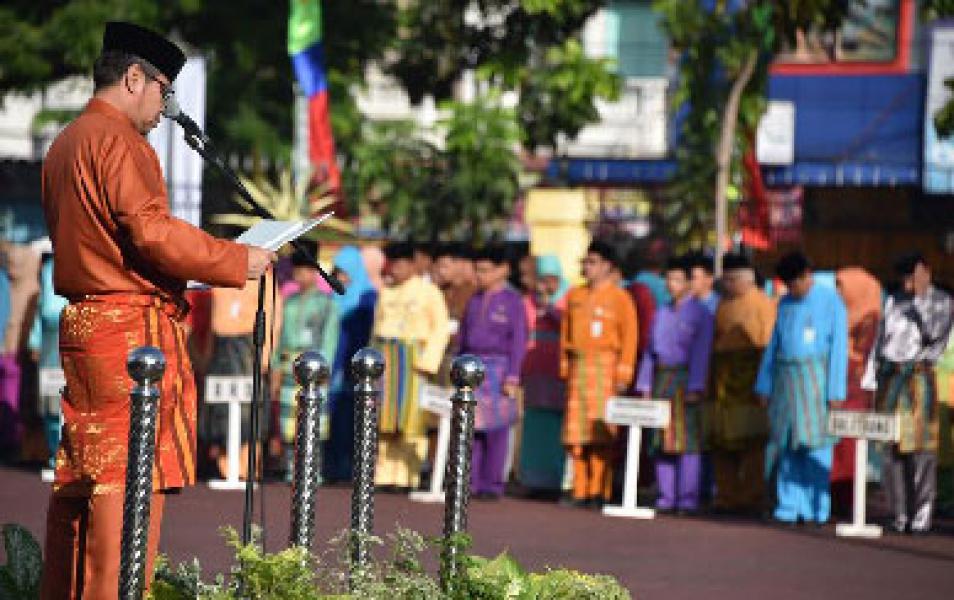Wabup Muhammad Pimpin Apel Puncak Peringatan Hari Jadi Riau Ke 59 di Bengkalis