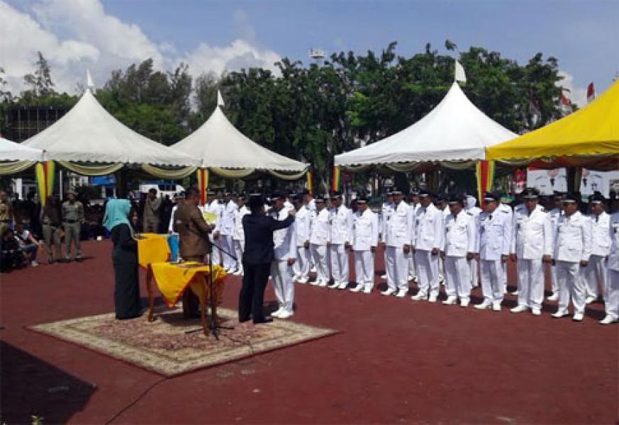Bupati Amril Mukminin Lantik 39 Kades Asal Bengkalis dan Bantan