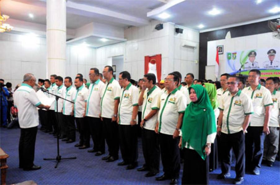 Gubri Lantik 109 Panpel Porprov Riau IX Tahun 2017