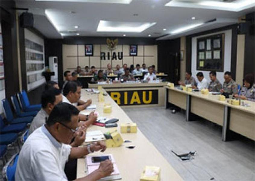 Jelang Idul Adha 1428 H, Polda Riau Ikuti Vicon Bersama Kapolri