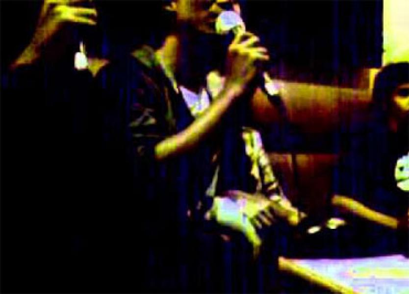 Karaoke Bareng Cewek di Happy Pupy, Handphone ASN Raib
