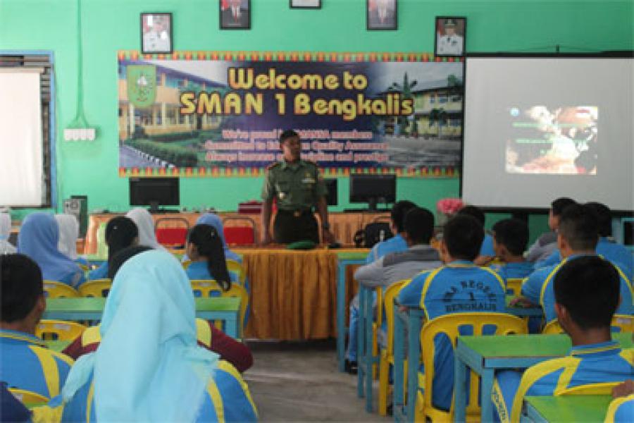 Kodim 0303 Bengkalis Gelar Wasbang Di SMAN 1 Bengkalis