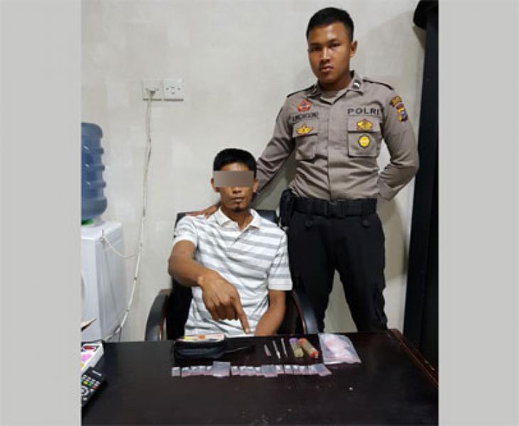 Polsek Bangko Ringkus Pengedar Sabu Di Dapur Rumahnya