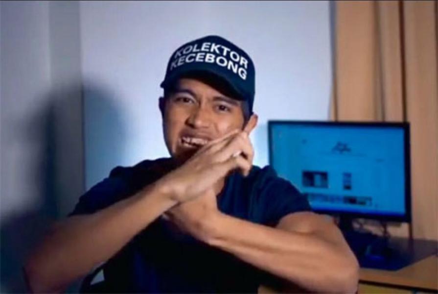 Putra Bungsu Presiden Luncurkan Kaos ‘Kolektor Kecebong’