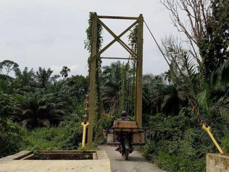 Setiap Musim Politisi Jadikan Jembatan Gantung di Kemuning Bahan Obralan