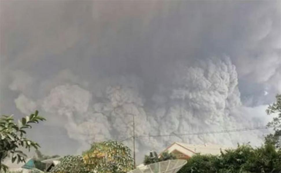 Sinabung Masih 