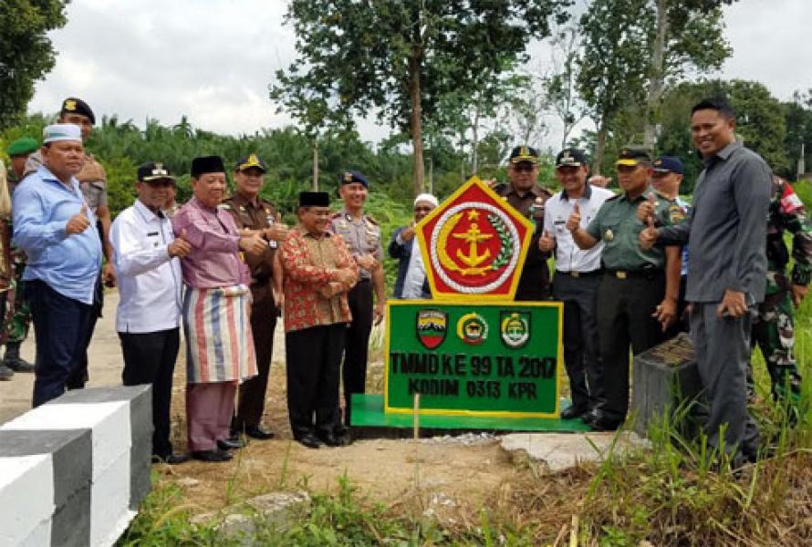 Tutup TMMD Ke-99, Danrem 031/Wirabima Ucapkan Terima Kasih ke Pemkab Rohul dan Masyarakat