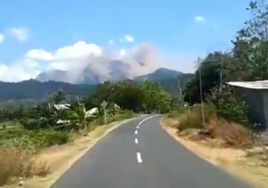 Gunung Rinjani Longsor Pascagempa 6,5 SR Guncang Lombok
