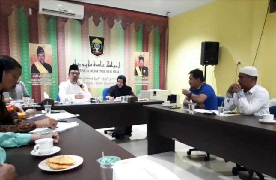 LAM Riau Dukung IKST Polisikan Penulis Buku dan Penerbit Inprasa