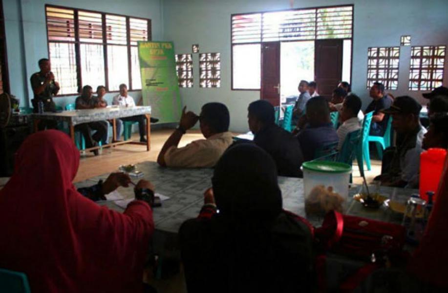 Marak Karhutla Di Karya Indah, Danramil 16/Tapung Gelar Rapat Bersama Perangkat Desa   