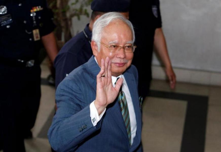 Pengadilan Malaysia Jatuhkan Tiga Tuntutan Pencucian Uang Terhadap Najib Razak