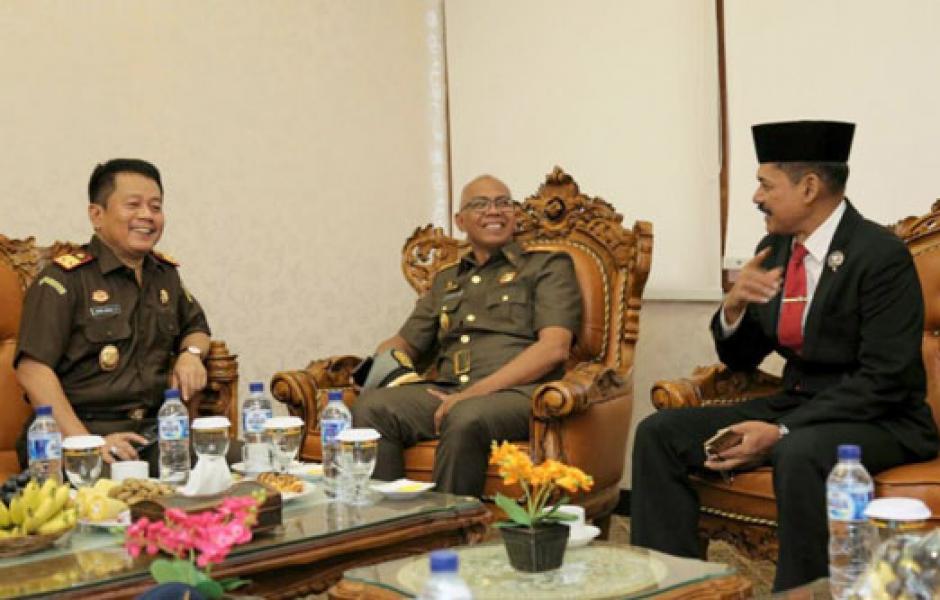 Pj Bupati Inhil Minta Satpol PP Jaga Netralitas Pilkada