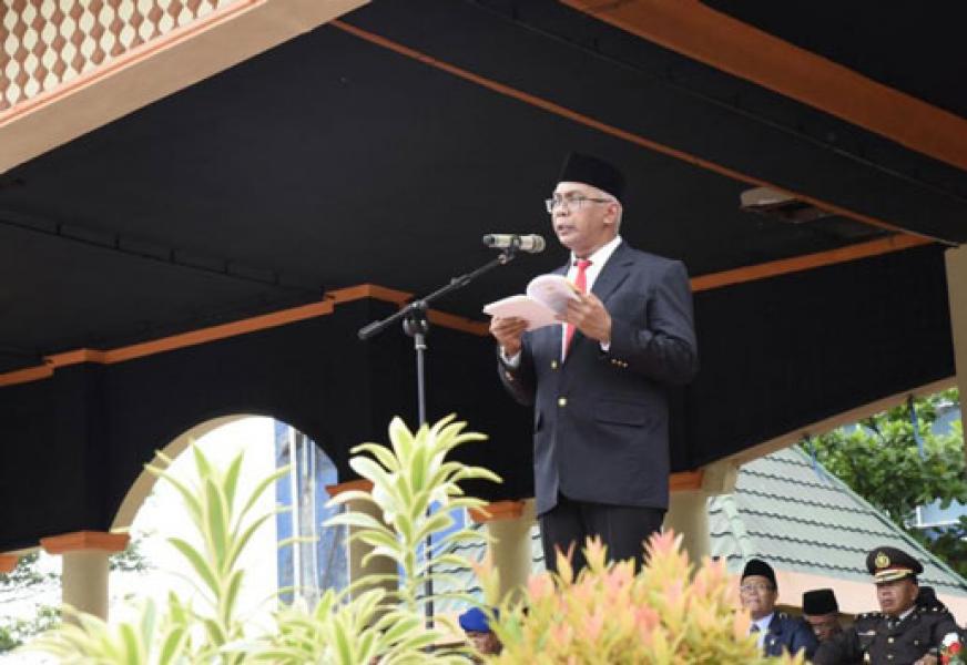 Pj Bupati Inhil Pimpin Upacara Peringatan Hardiknas Ke-110