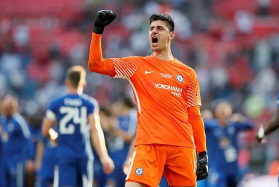 Resmi: Chelsea Jual Courtois dan Dapatkan Kovacic
