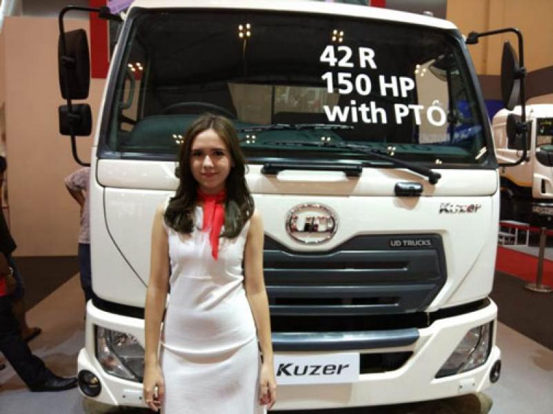 SPG Cantik GIIAS 2018, Sekali Make Up Habiskan Rp3 Juta