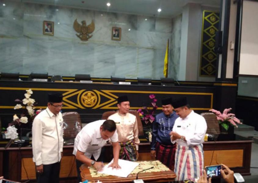 Sertijab Plt Sekwan DPRD Pekanbaru, Alek Kurniawan Ingin Lanjutkan yang Ada