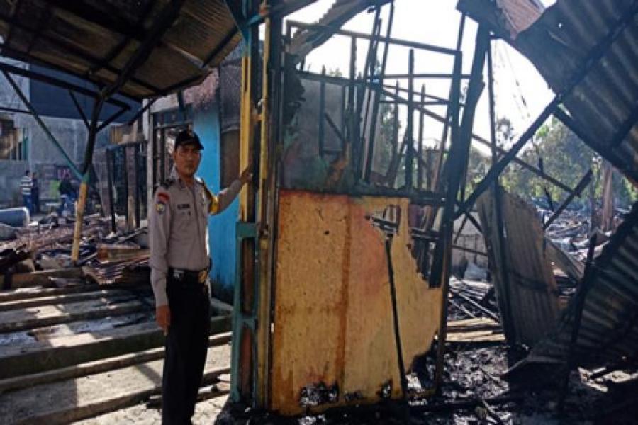 Tiga Rumah Di Jalan Cipta Karya Ludes Dilalap Sijago Merah