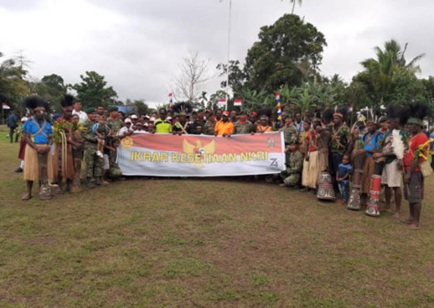 Dari Titik 0 Km Merauke, Satgas Yonif 411 Kostrad Peringati HUT Ke-74 RI dan Ikrar Kesetiaan NKRI Bersama Warga Perbatasan