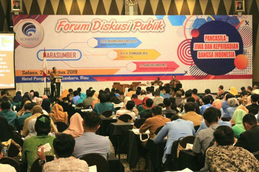 Forum Diskusi Publik Hadirkan Mahfud MD dan Gun-Gun Siswandi