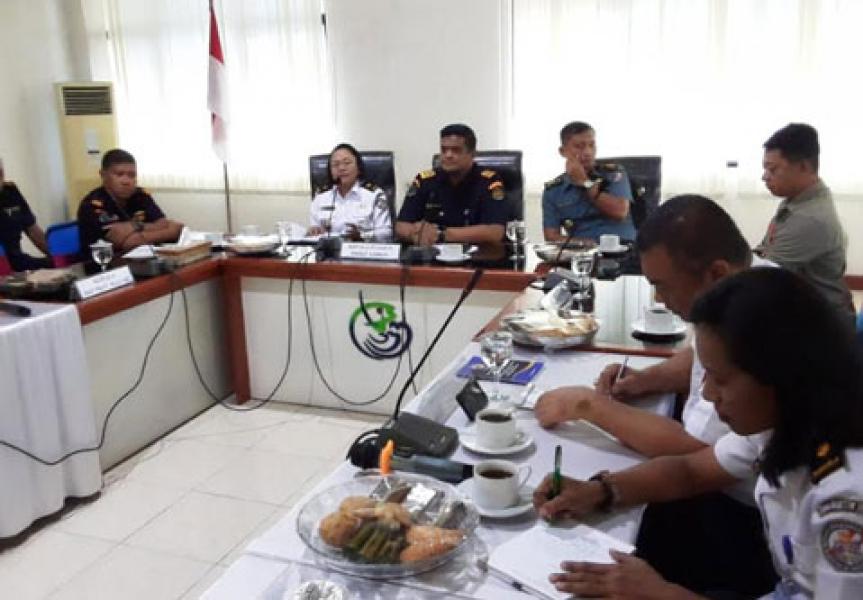 Laksma Bakamla Vetty: Libatkan Masyarakat Untuk Pantau Pelaku Destructive Fishing