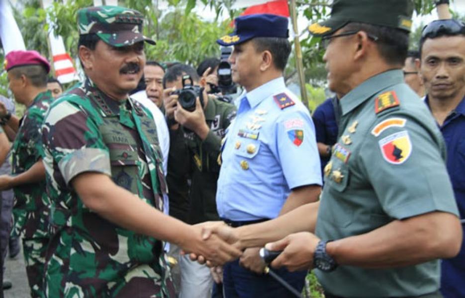 Pangdam dan Danrem 082/CPYJ Sambut Kunjungan Panglima TNI di Mojokerto