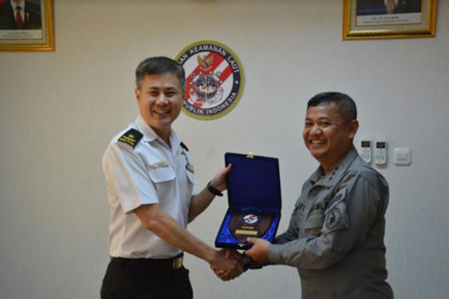 Perkuat Kerjasama IFC-Bakamla RI, Delegasi Singapura Kunjungi Mabes Bakamla RI/IDNCG-HQ