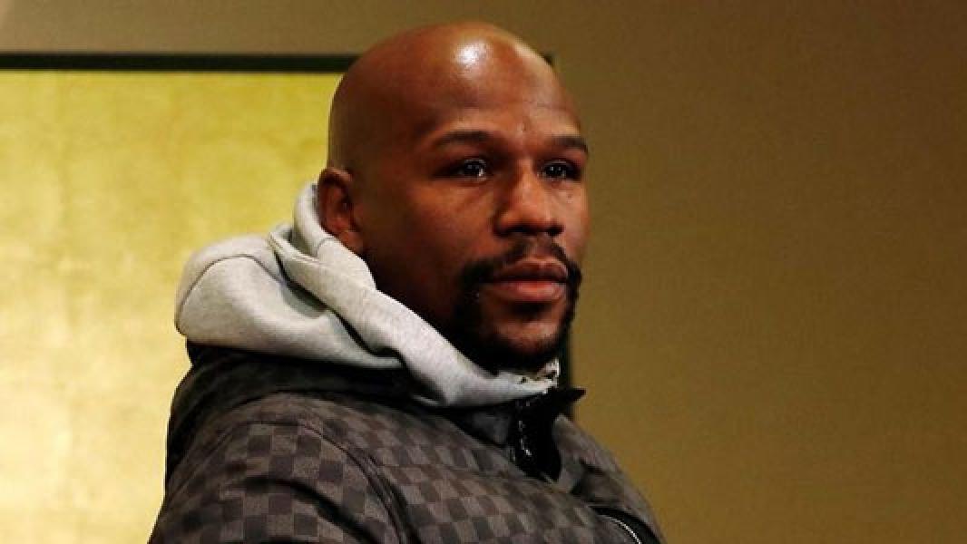 Prestasi Pacquiao di Usia 40 Bikin Mayweather Gila