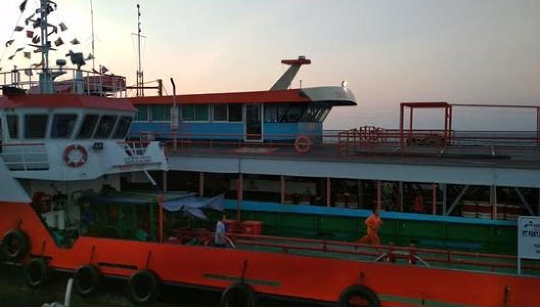 Tim Opsus Bakamla RI Tangkap Satu Kapal Timah dan Empat Kapal BBM illegal