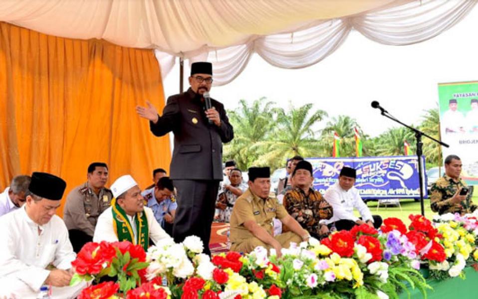 Wagubri Do�a Bersama di Ponpes Al-Kahfi Rohul