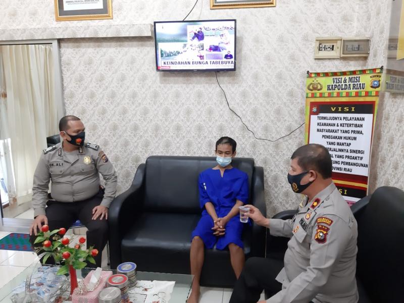 ABG di Pekanbaru ini Nekat Curi Laptop Demi Biaya Hidup Sehari-hari