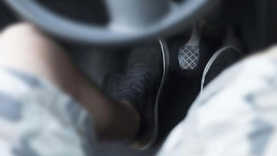 Alasan Kaki Kiri Tak Direkomendasi Injak Rem Mobil Matik