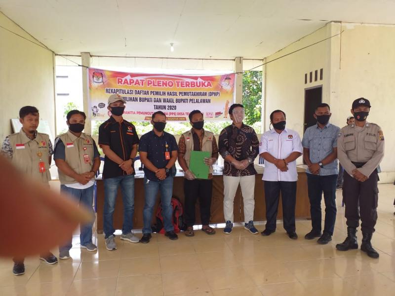 Kanit Binmas Polsek Teluk Meranti Hadiri Rapat Pleno di Desa Teluk Binjai