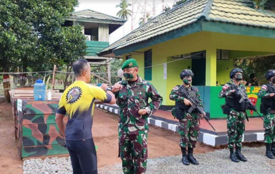 Kasdam XVII/Cenderawasih Kunjungi Pos Komando Utama Satgas Pamtas Yonif 125/Simbisa