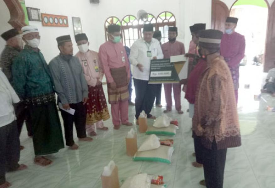 Penyaluran Zakat di Bungaraya Diharapkan Ringankan Beban Masyarakat Terpapar Covid-19