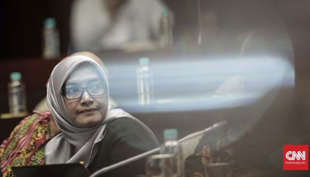 Tak Banding PTUN, Jokowi Cabut Keppres Pemecatan Evi Novida