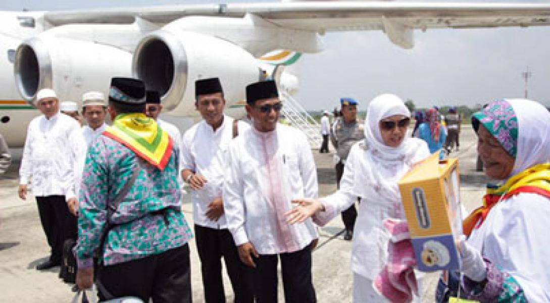 246 Calon Jemaah Haji Rohul Diberangkatkan