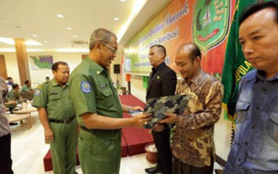 5 Wajib Pajak di Meranti Mendapat Penghargaan  