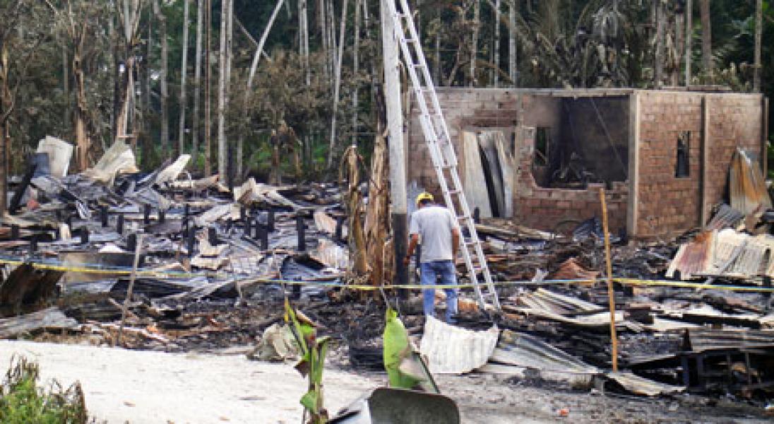 9 Rumah Warga Desa Pulau Palas Ludes Dilalap Api