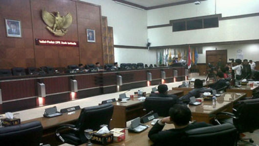 Aceh Resmi Berlakukan Hukum Islam